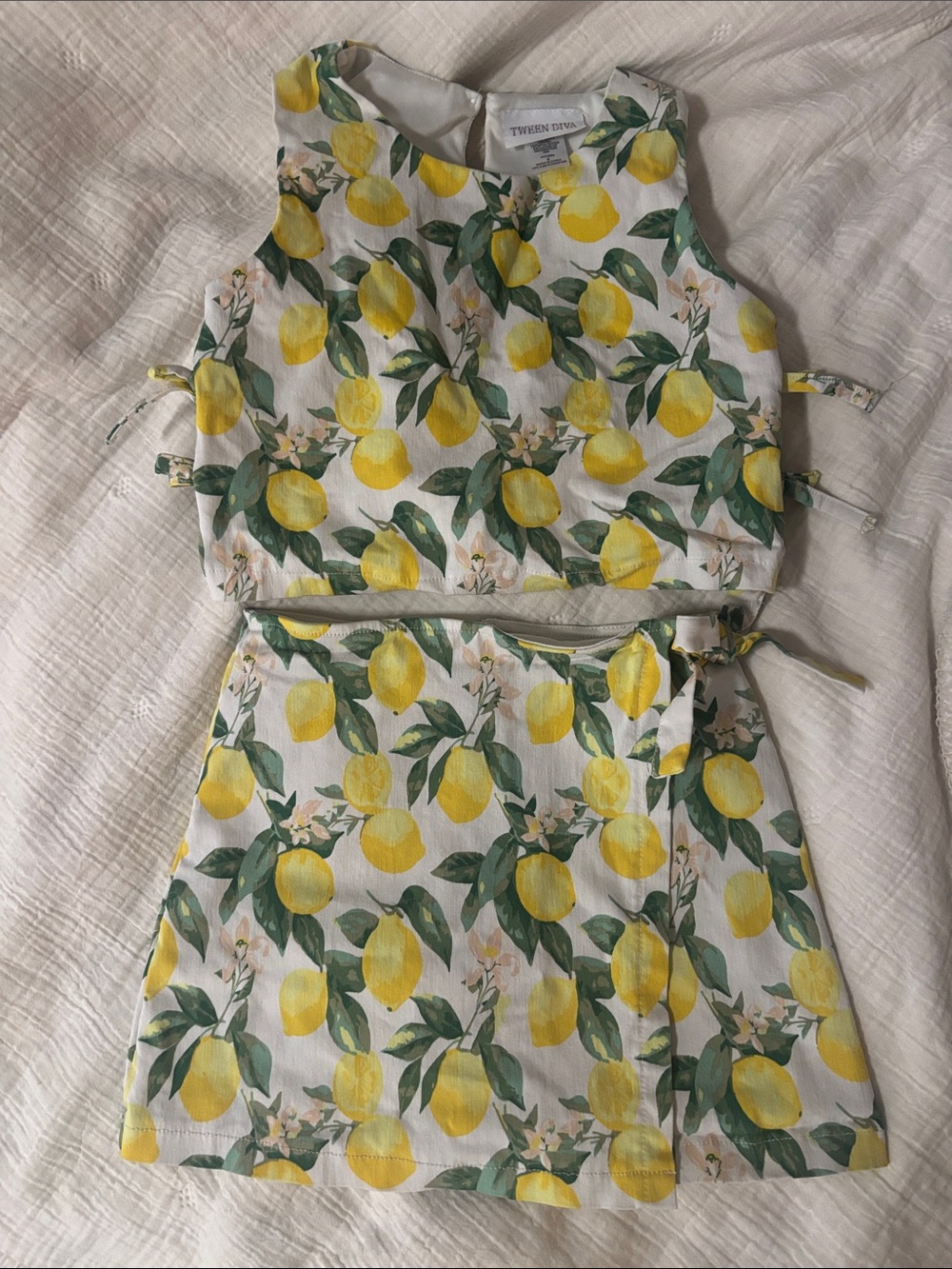 Two-Piece Lemon Print Girls' Summer Set - TWEEN DIVAS